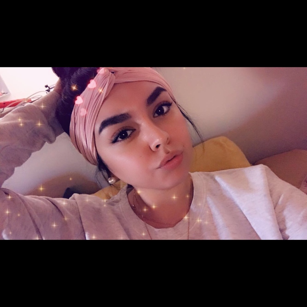 Meet your Posher, Chyna